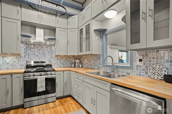 202 Olympus BLVD, Port Ludlow, WA 98365