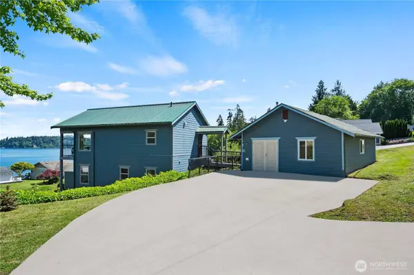 202 Olympus BLVD, Port Ludlow, WA 98365