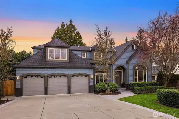 3039 92nd PL NE