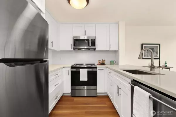 2250 NW 58th ST #406, Seattle, WA 98107