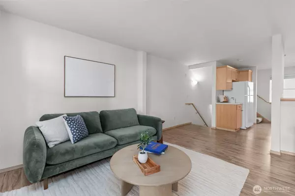 1140 N 92nd ST, Seattle, WA 98103