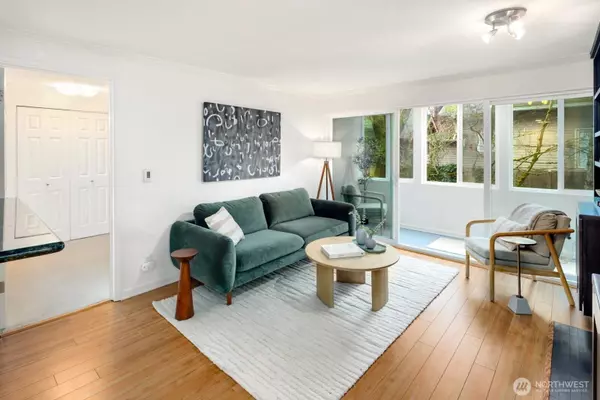 5901 Phinney AVE N #106, Seattle, WA 98103