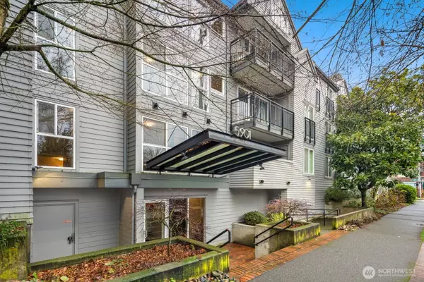 5901 Phinney AVE N #106, Seattle, WA 98103