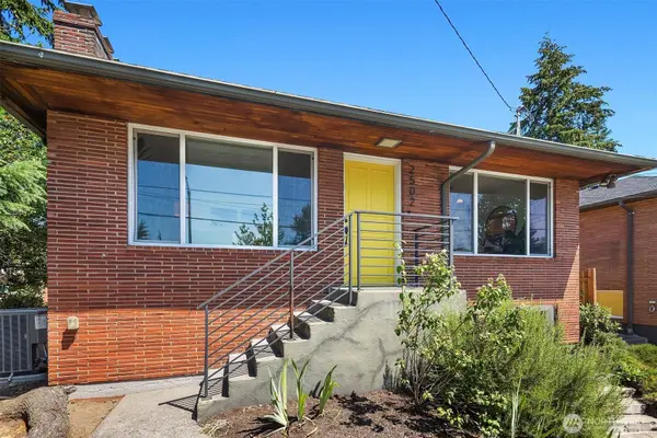 2502 NE 68th ST, Seattle, WA 98115
