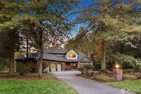23812 SE 253rd PL, Maple Valley, WA 98038