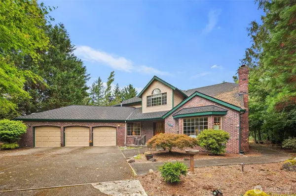 23812 SE 253rd PL, Maple Valley, WA 98038