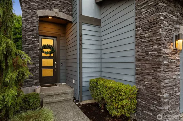 3725 200th PL SE, Bothell, WA 98012