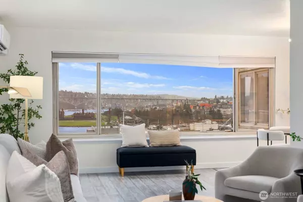 2703 Boylston AVE E #302, Seattle, WA 98102