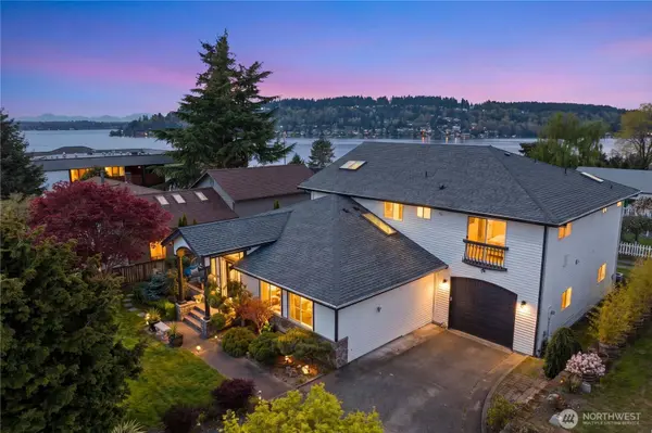 814 N 32nd ST, Renton, WA 98056