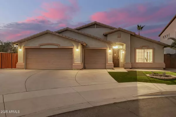 7724 W ENCINAS Lane, Phoenix, AZ 85043