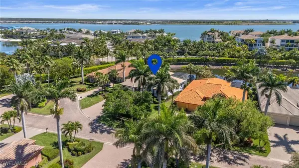 10365 Via Balestri DR, Miromar Lakes, FL 33913