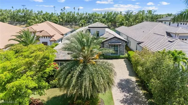 11813 Via Cassina CT, Miromar Lakes, FL 33913