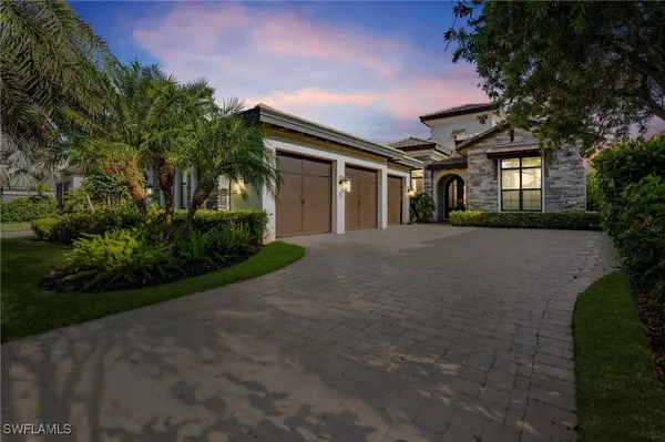 11813 Via Cassina CT, Miromar Lakes, FL 33913