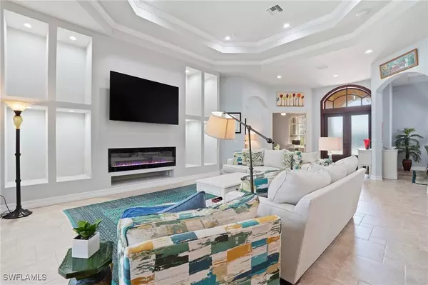 18100 Via Bellamare LN, Miromar Lakes, FL 33913