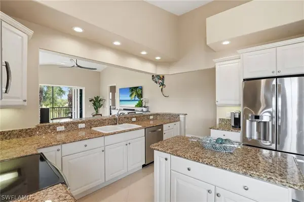 10121 Bellavista CIR #703, Miromar Lakes, FL 33913