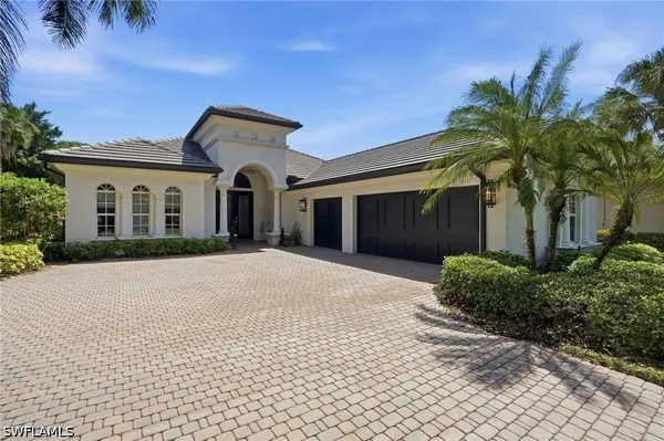 10500 Via Balestri DR, Miromar Lakes, FL 33913