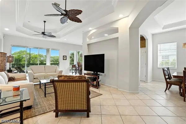 10080 Valiant CT #202, Miromar Lakes, FL 33913