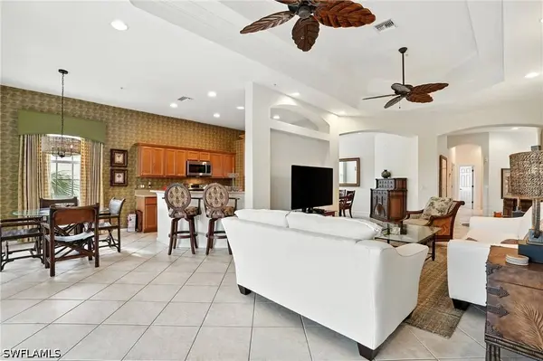 10080 Valiant CT #202, Miromar Lakes, FL 33913