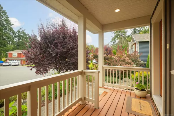 4524 Buena Vista Pl, Cowichan Bay, BC V0R 1N2