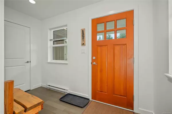 4524 Buena Vista Pl, Cowichan Bay, BC V0R 1N2