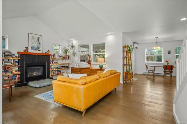 4524 Buena Vista Pl, Cowichan Bay, BC V0R 1N2