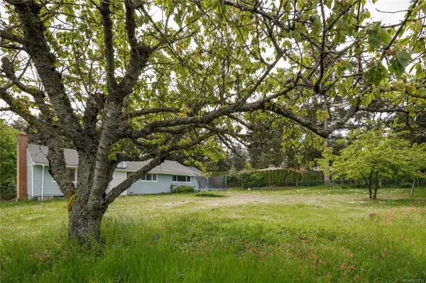 2555 Departure Bay Rd, Nanaimo, BC V9S 3W2