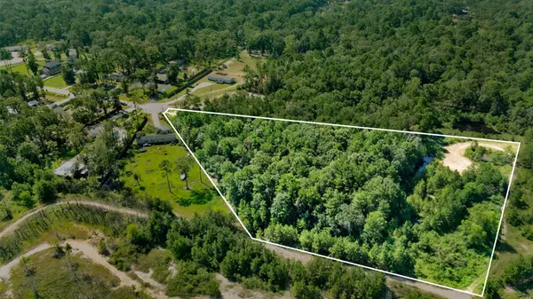 23501 Cranefly LN, New Caney, TX 77357