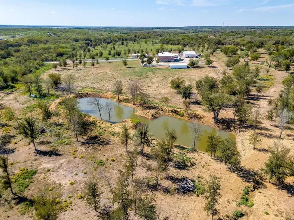 2490 FM 933, Aquilla, TX 76622