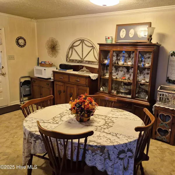 603 E Main ST, Fremont, NC 27830