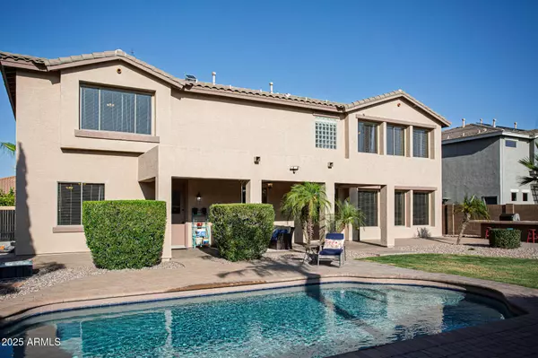 7156 S FOREST Avenue, Gilbert, AZ 85298