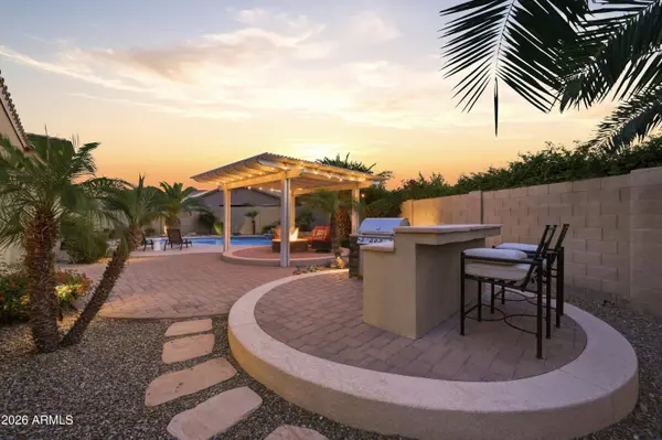 6648 S Lyon Drive, Gilbert, AZ 85298