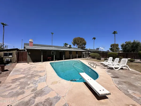 3421 E PARADISE Drive, Phoenix, AZ 85028