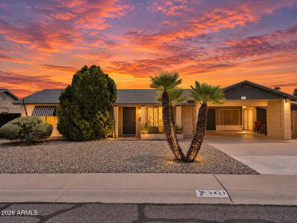 3421 E PARADISE Drive