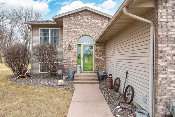 205 W Park Street, Thorp, WI 54771