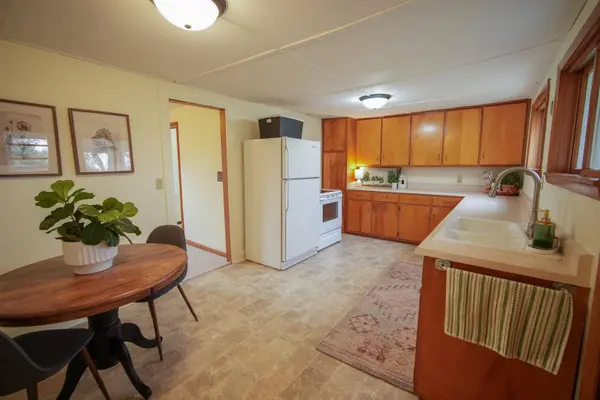 N4254 Sleepy Hollow Road, Cambridge, WI 53523