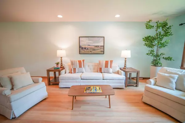 738 Kelly Street, Sun Prairie, WI 53590