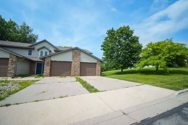 153 Talon Place #2, Sun Prairie, WI 53590