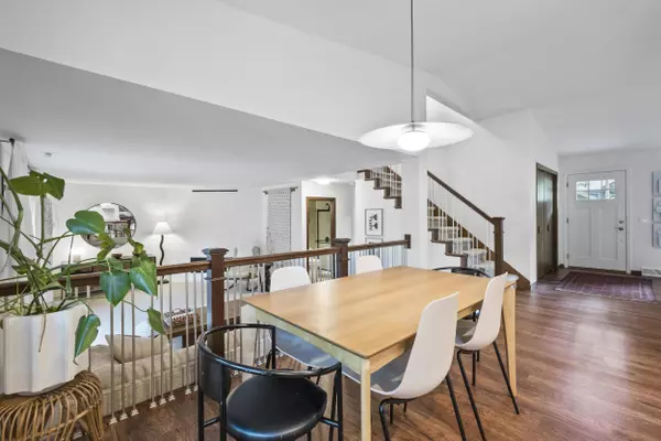 1514 Deerwood Drive, Madison, WI 53716