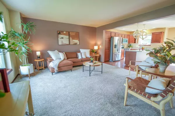 324 White Tail Drive, Sun Prairie, WI 53590