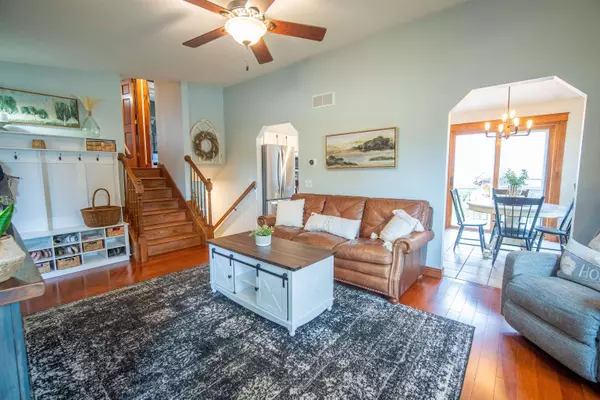 326 Joshua Circle, Sun Prairie, WI 53590