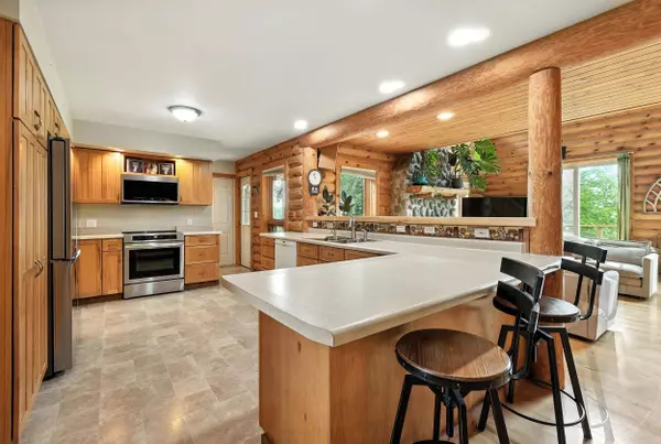 W1983 Hall Road, Columbus, WI 53925