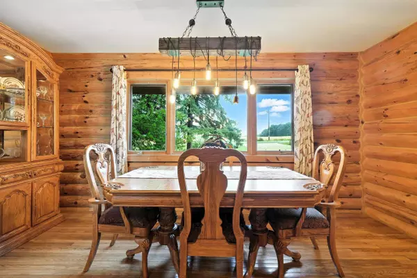 W1983 Hall Road, Columbus, WI 53925