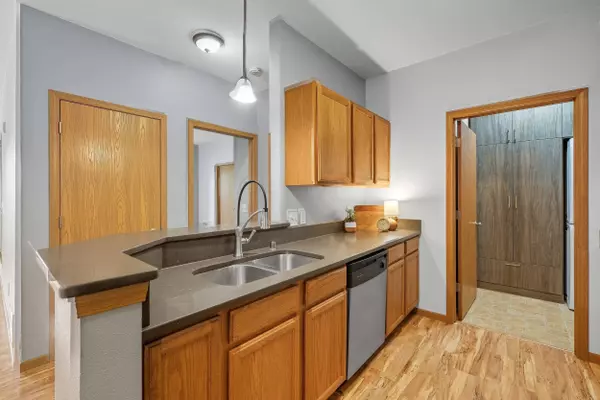 101 Metro Terrace #204, Madison, WI 53718