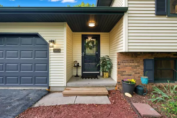 3033 Greenway Trail, Madison, WI 53719