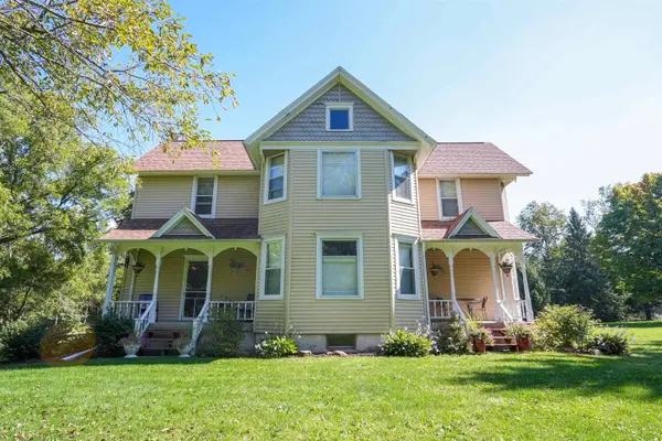 6820 N Bird Street, Sun Prairie, WI 53590