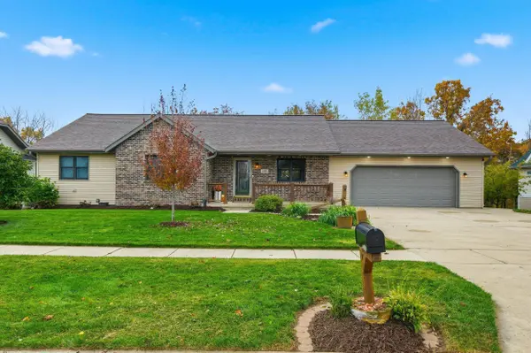 148 Lazy Lake Drive, Fall River, WI 53932