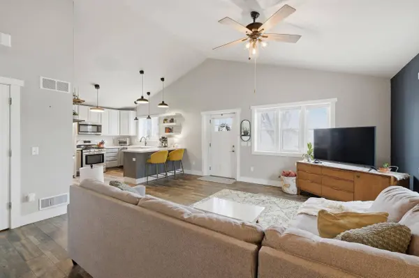 69 Hart Road, Sun Prairie, WI 53590