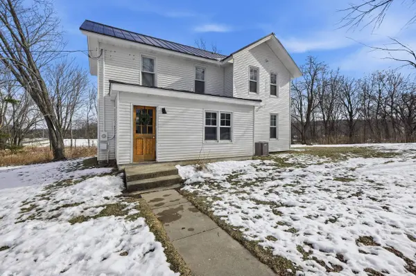 2073 Hawkinson Road, Oregon, WI 53575