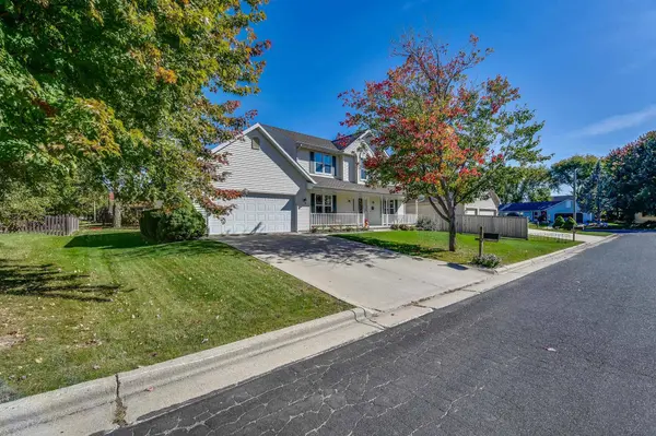 909 Bristol Court, Stoughton, WI 53589
