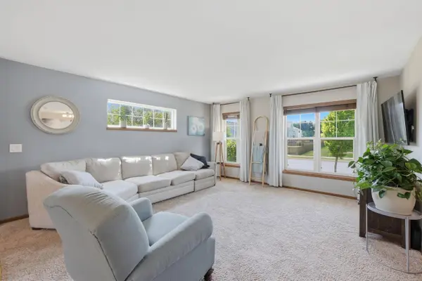 379 White Tail Drive, Sun Prairie, WI 53590